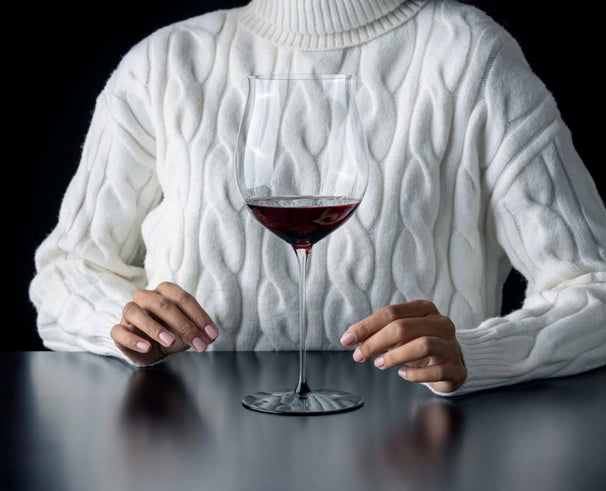 Copa de vino tinto Riedel Fatto A Mano Black Tie - Burgundy Grand Cru - 1022 ml