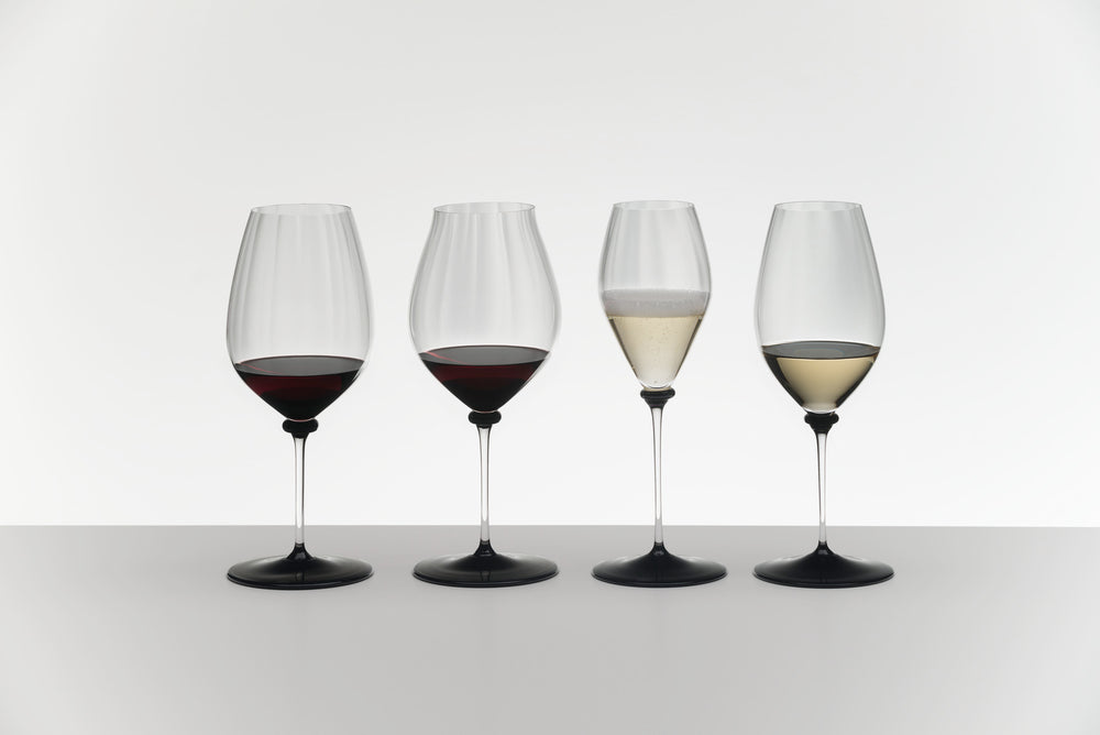 Copa de vino tinto Riedel Fatto A Mano Performance - Cabernet Sauvignon - Base negra - 834 ml