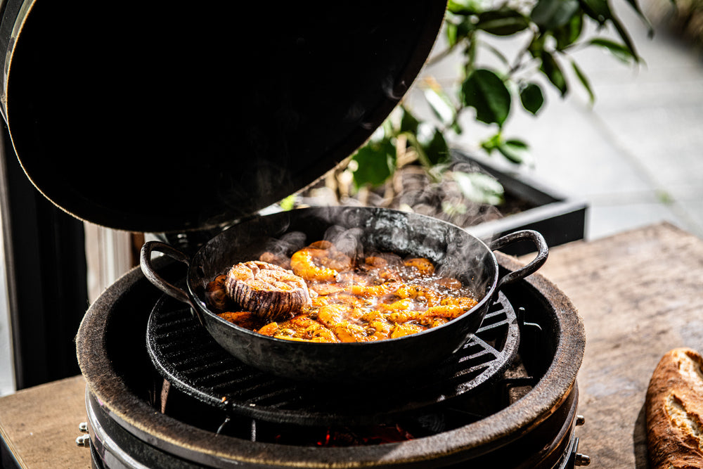 Forged Koekenpan Carbonstaal met 2 handvatten ø 28 cm - geschikt voor alle warmtebronnen - zonder anti-aanbaklaag